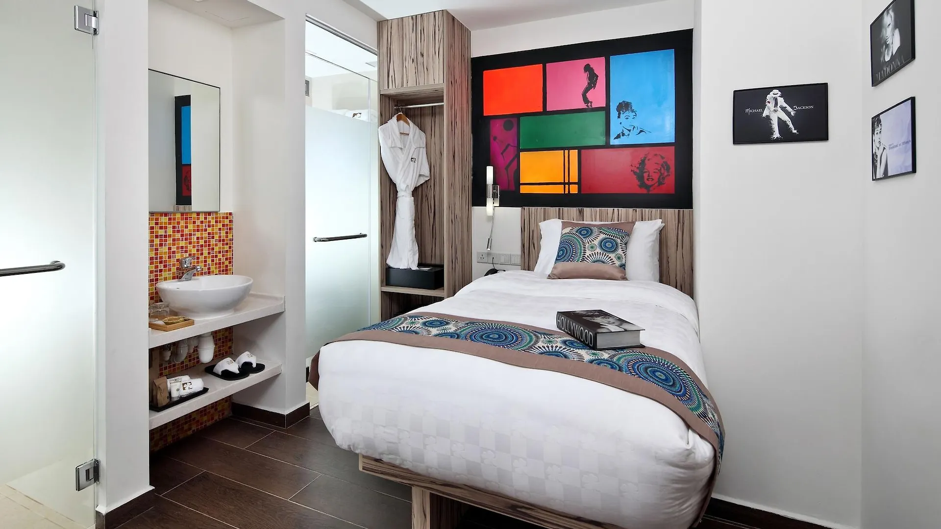 Hotel Clover The Arts Singapore