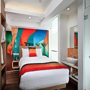 Hotel Clover The Arts Singapore